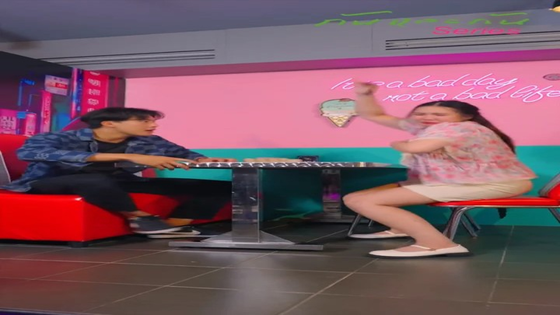 Full Video : N2708118_เธอให หน มน กร องบาร แกล งเป นแฟน แต ว นร งข นกล บร ว าเขาค อเจ าของบร ษ ท